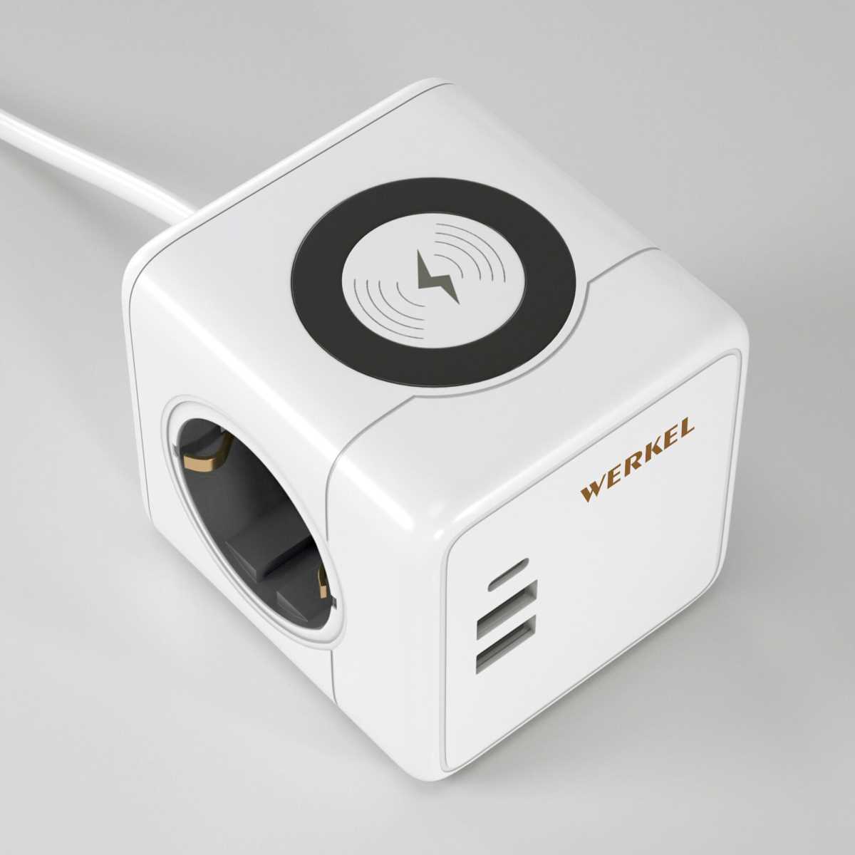 Розеточный блок 3-местный Werkel + 3 USB + беспроводная зарядка W6513501 4690389204265