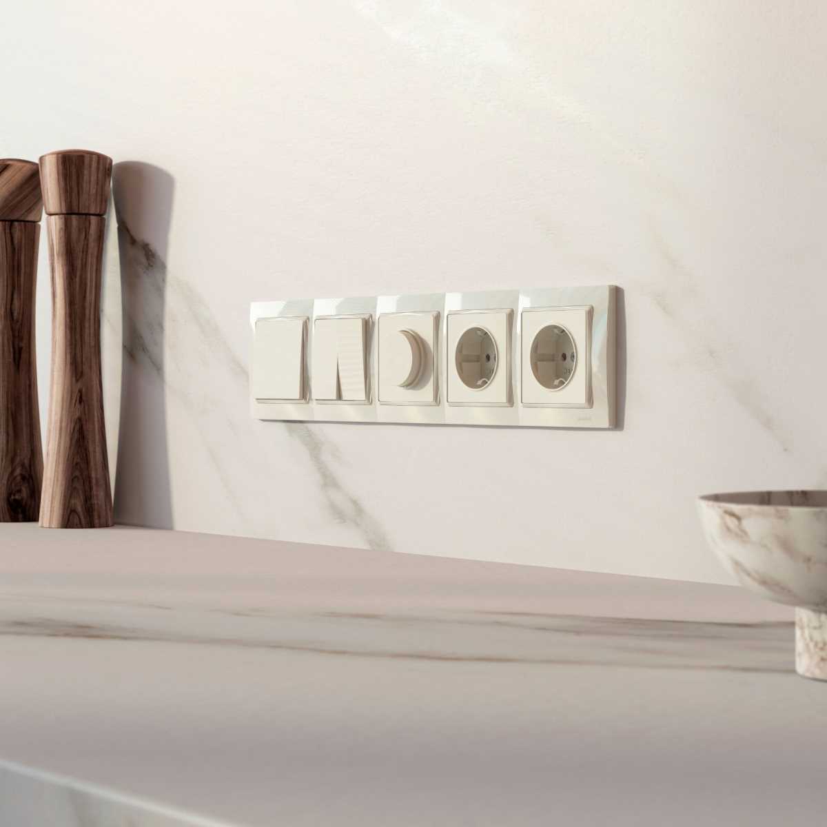 Рамка Werkel Snabb Basic на 5 постов слоновая кость W0052003 4690389161469 1