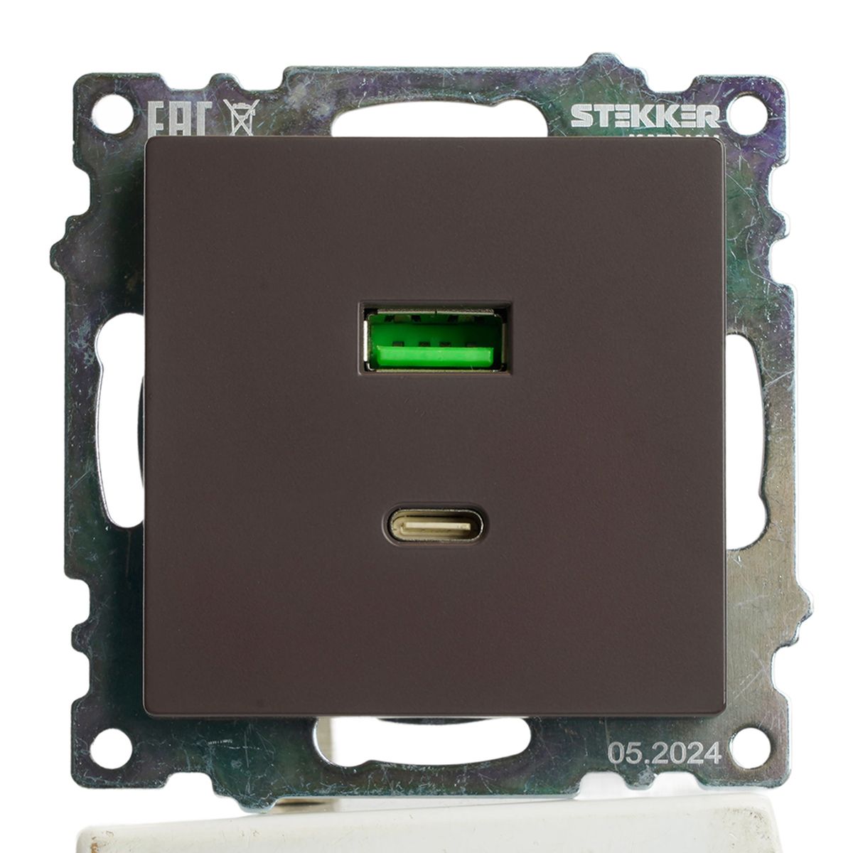 Розетка 2-местная USB + type C, STEKKER GLS10-7116-04, 250В, 3А, max 20W,серия Катрин, шоколад 50057 1