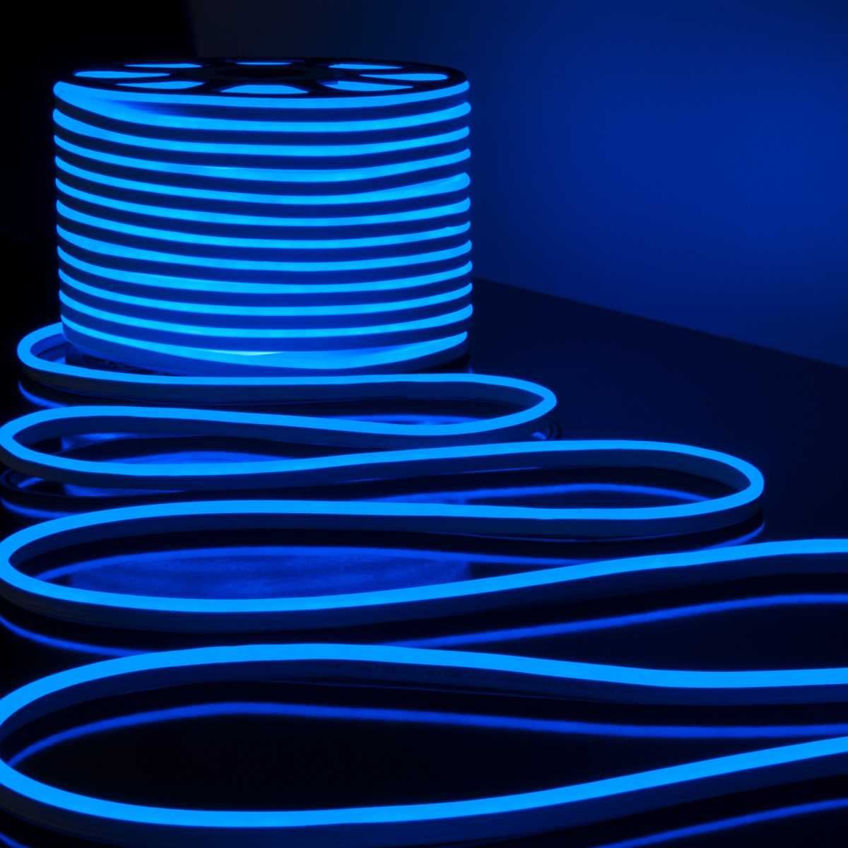 Гибкий неон Elektrostandard 9,6W/m 120LED/m 2835SMD синий 50M a040594 3