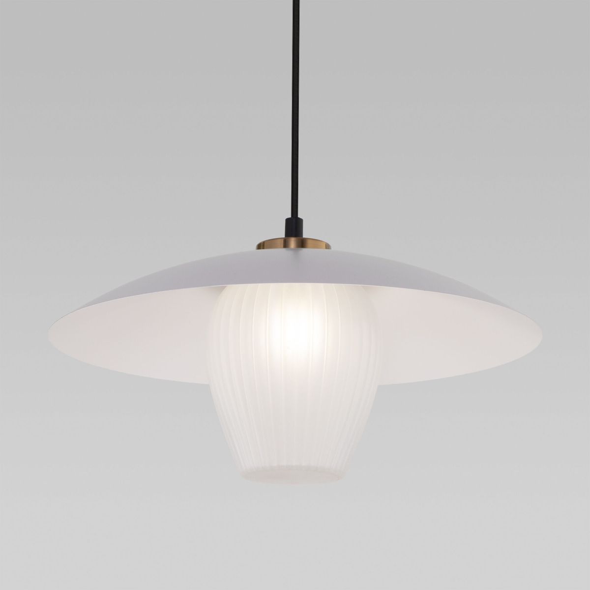 Подвесной светильник Eurosvet Kamari 50259/1 белый/матовый 1