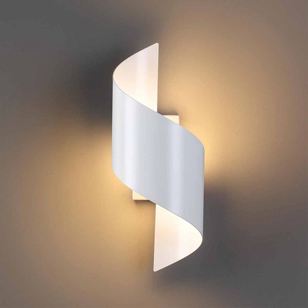 Настенный светодиодный светильник Odeon Light Hightech Boccolo 3543/5LW Фото № 2