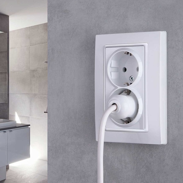 Розетка двойная с заземлением Werkel белый W1172001 4690389155352 изображение 2 Розетка двойная с заземлением Werkel белый W1172001 4690389155352 Фото № 2