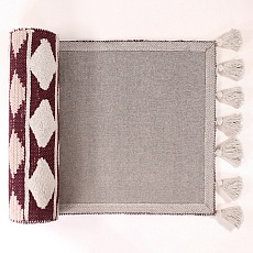 Ковер Tkano из хлопка бордового цвета Argyle из коллекции Ethnic, 160х230 см TK18-DR0002