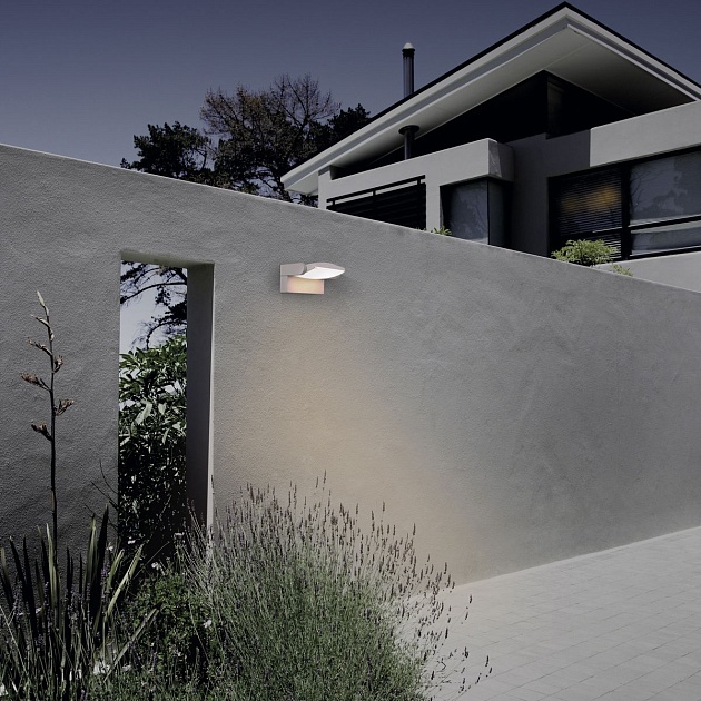 Уличный настенный светодиодный светильник Mantra Hood 8895 Фото № 3