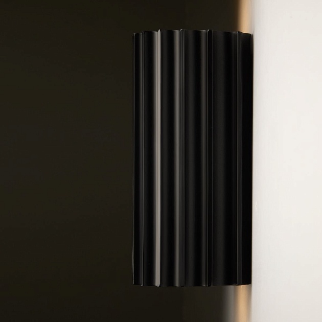 Настенный светодиодный светильник Freya Slot FR5437WL-L7B Фото № 3