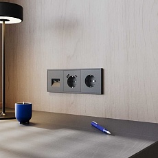 Розетка встраиваемая Voltum S70 с заземлением и защитными шторками, 16А, с USB, A+С, (графит) VLS040507 1