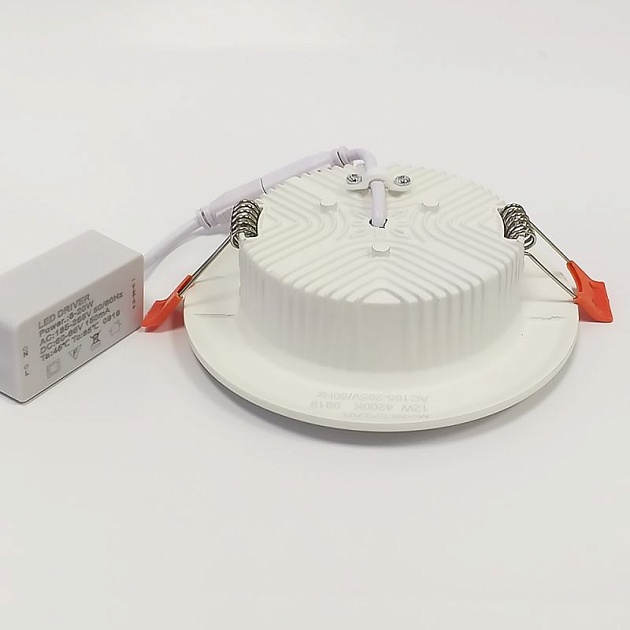 Встраиваемый светодиодный светильник EKS Salar UTT00004394 изображение 2 Встраиваемый светодиодный светильник EKS Salar UTT00004394 Фото № 2