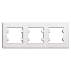 Рамка Makel 3-м Karea горизонт. бел. 56001703