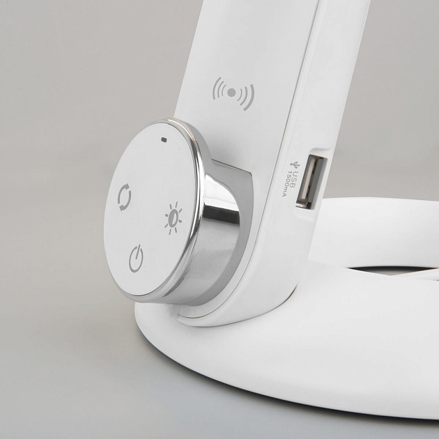 Настольная лампа Eurosvet Action 80428/1 белый изображение 2 Настольная лампа Eurosvet Action 80428/1 белый Фото № 2