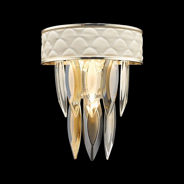 Настенный светильник Wertmark Ornella WE143.03.301 Фото № 1