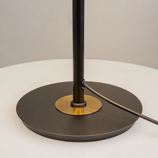 Настольная лампа Maytoni Dress code MOD348TL-L14BBS3K Фото № 5