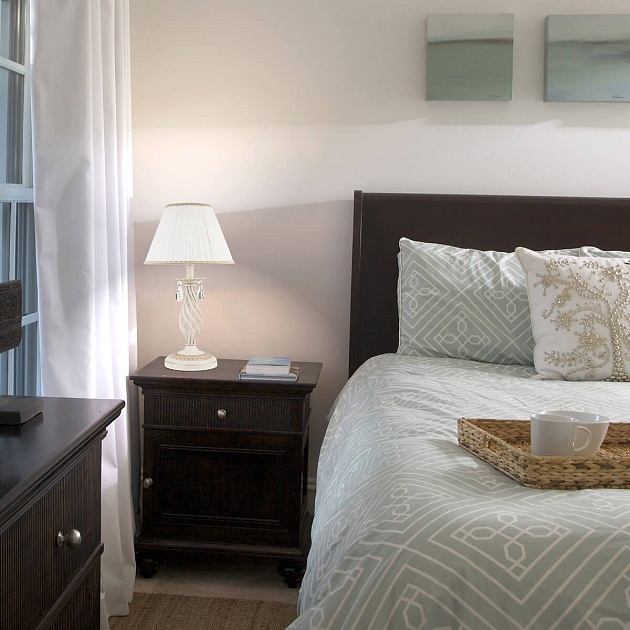 Настольная лампа Eurosvet 01002/1 белый с золотом Фото № 5