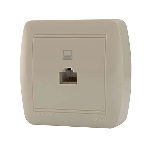 Розетка компьютерная Lezard Demet кремовая 711-0300-139 Фото № 1