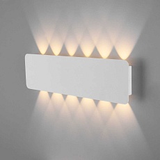 Настенный светодиодный светильник Elektrostandard Angle 40139/1 Led белый a055777 2