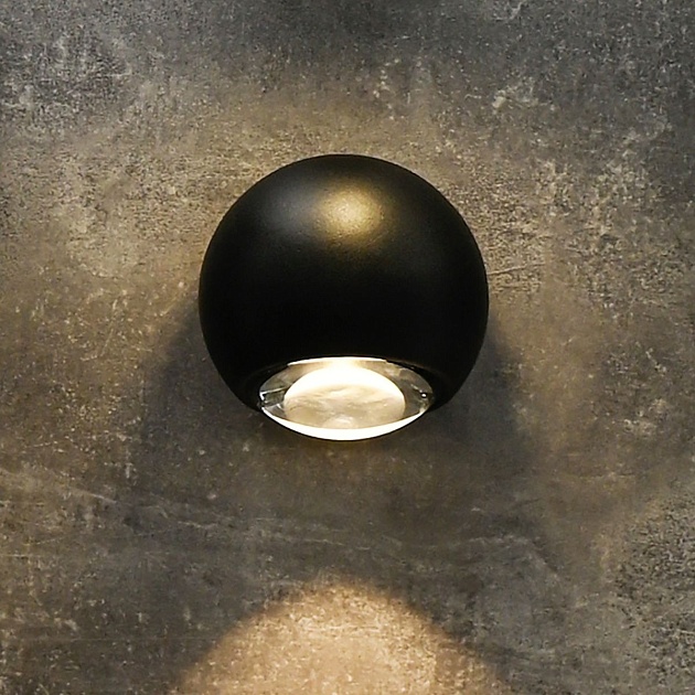 Уличный настенный светодиодный светильник Favourite Linse 4391-1W Фото № 3