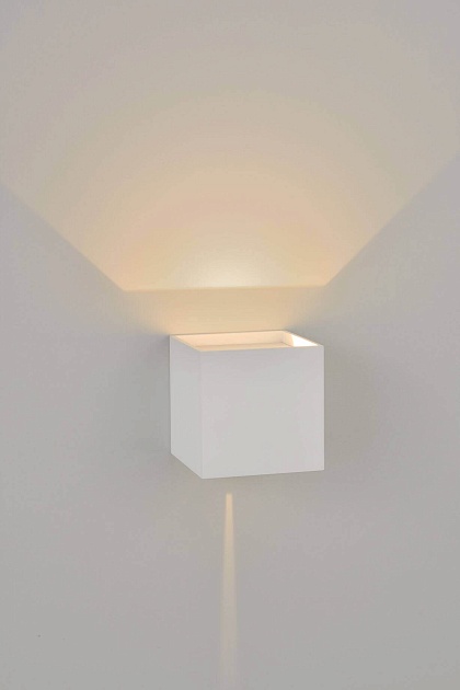 Уличный настенный светодиодный светильник Lucide Xia 17293/02/31 изображение 5 Уличный настенный светодиодный светильник Lucide Xia 17293/02/31 Фото № 5