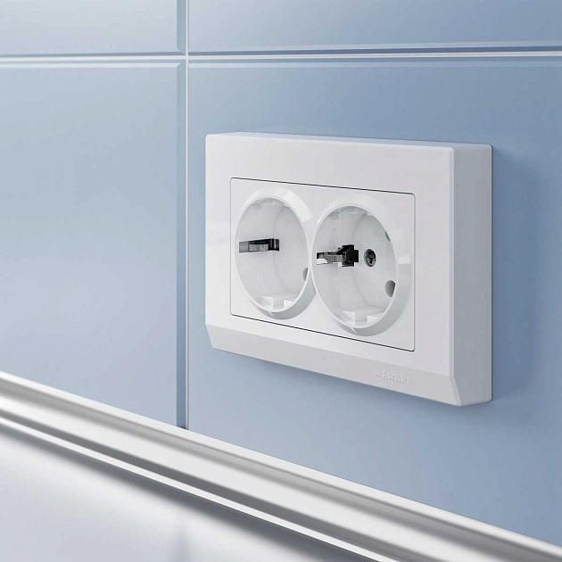 Розетка двойная с заземлением Werkel белый W1172001 4690389155352 изображение 3 Розетка двойная с заземлением Werkel белый W1172001 4690389155352 Фото № 3