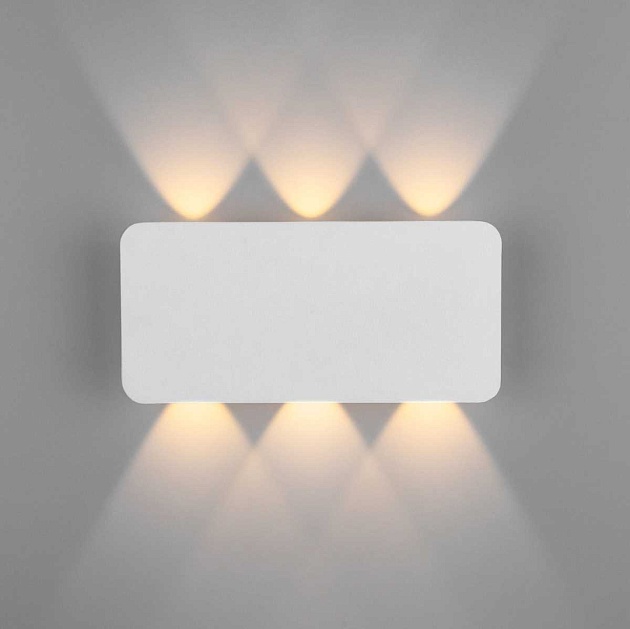 Настенный светодиодный светильник Elektrostandard 40138/1 LED белый a055776 изображение 2 Настенный светодиодный светильник Elektrostandard 40138/1 LED белый a055776 Фото № 2