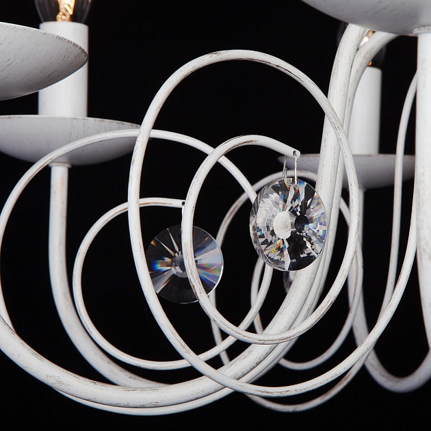 Подвесная люстра Eurosvet 60018/8 белый с золотом изображение 4 Подвесная люстра Eurosvet 60018/8 белый с золотом Фото № 4