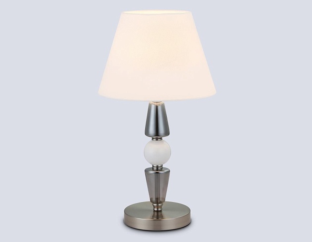 Настольная лампа Ambrella light High light LH75262 изображение 1 Настольная лампа Ambrella light High light LH75262 Фото № 1