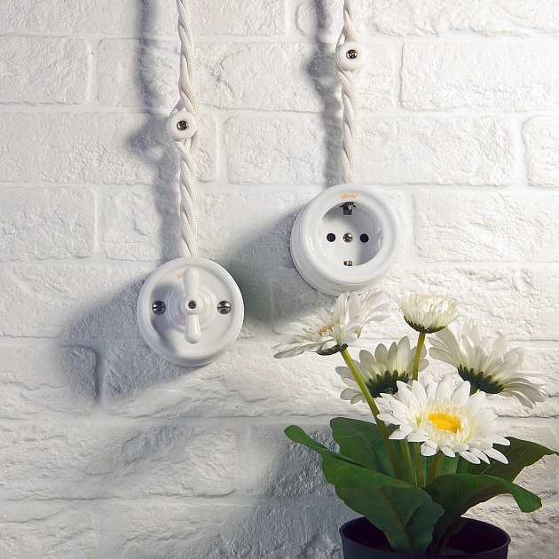 Переключатель-выключатель Werkel одноклавишный Retro белый W5612001 4690389166709 Фото № 2